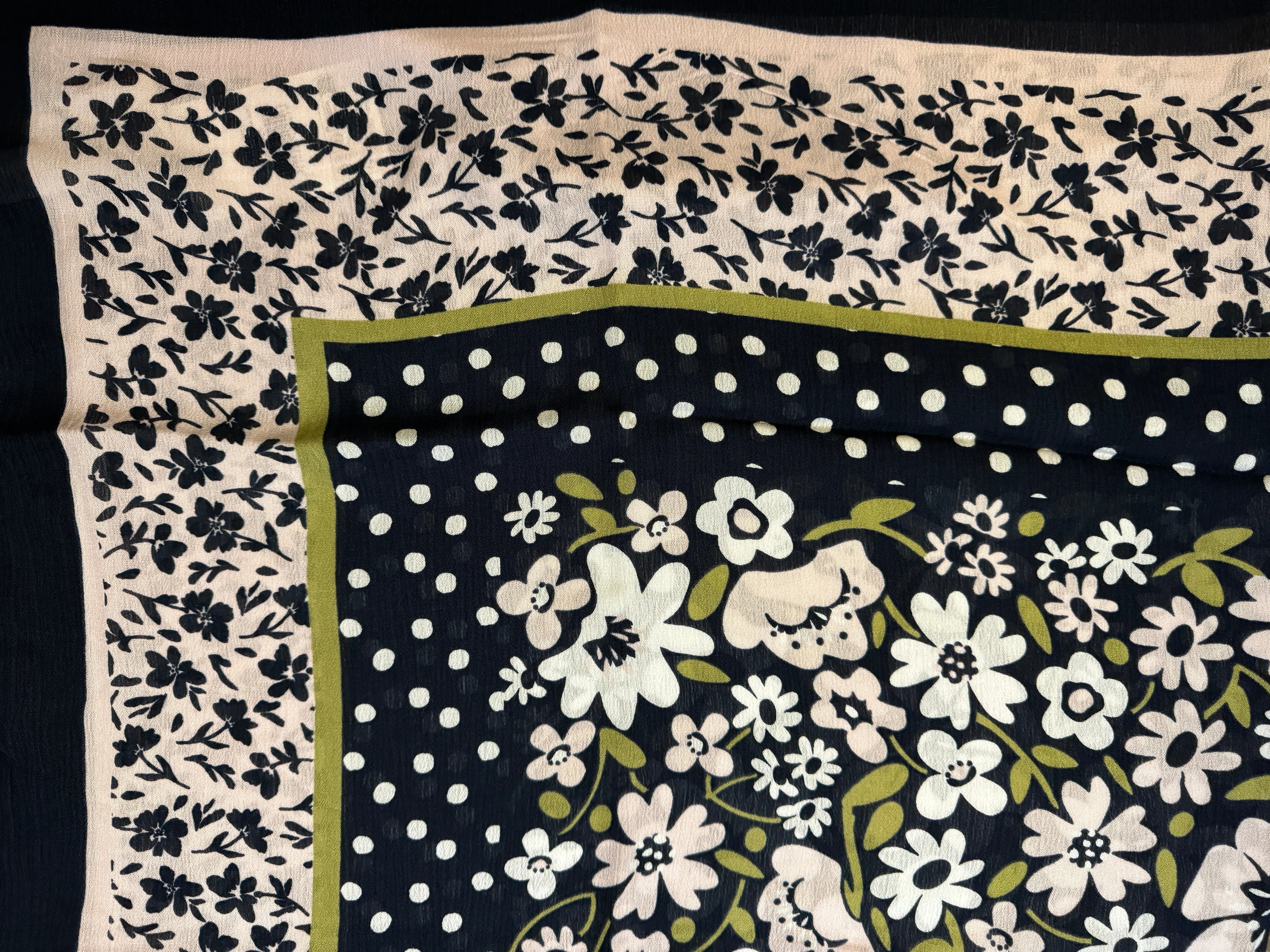 Barbour Harewood Scarf Wrap Navy