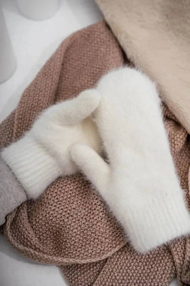 Women Men Winter Warm Mittens - Fashionable Stretchy Knit Gloves Cold Weather Soft Faux Rabbit Fur Mittens Elastic Mittens